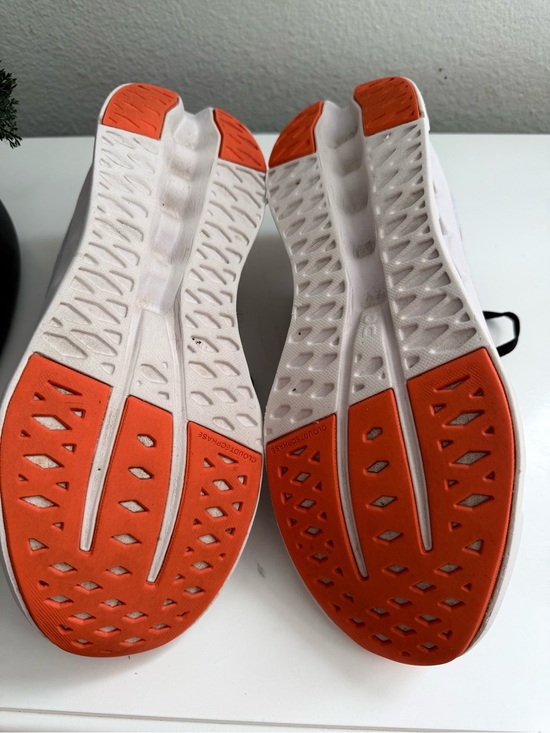 On Running Cloudsurfer Men size 11 Running Shoes — Coral red / white /Black main image 6